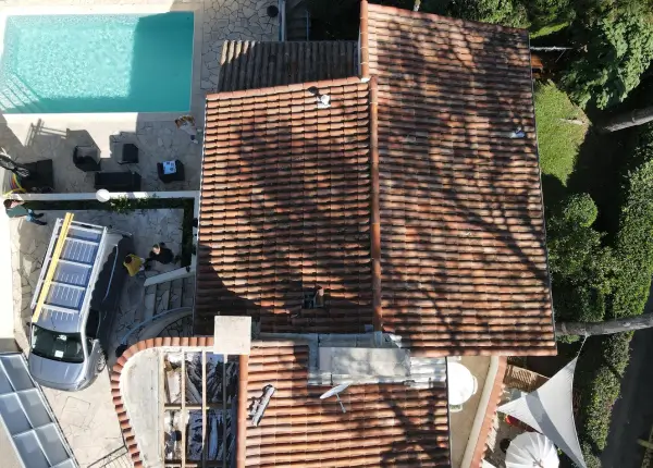 Rénovation complète de toiture dans les Alpes-Maritimes (06)
