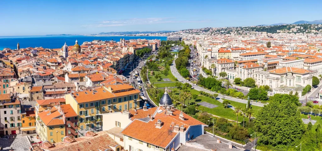 Couvreur à Nice